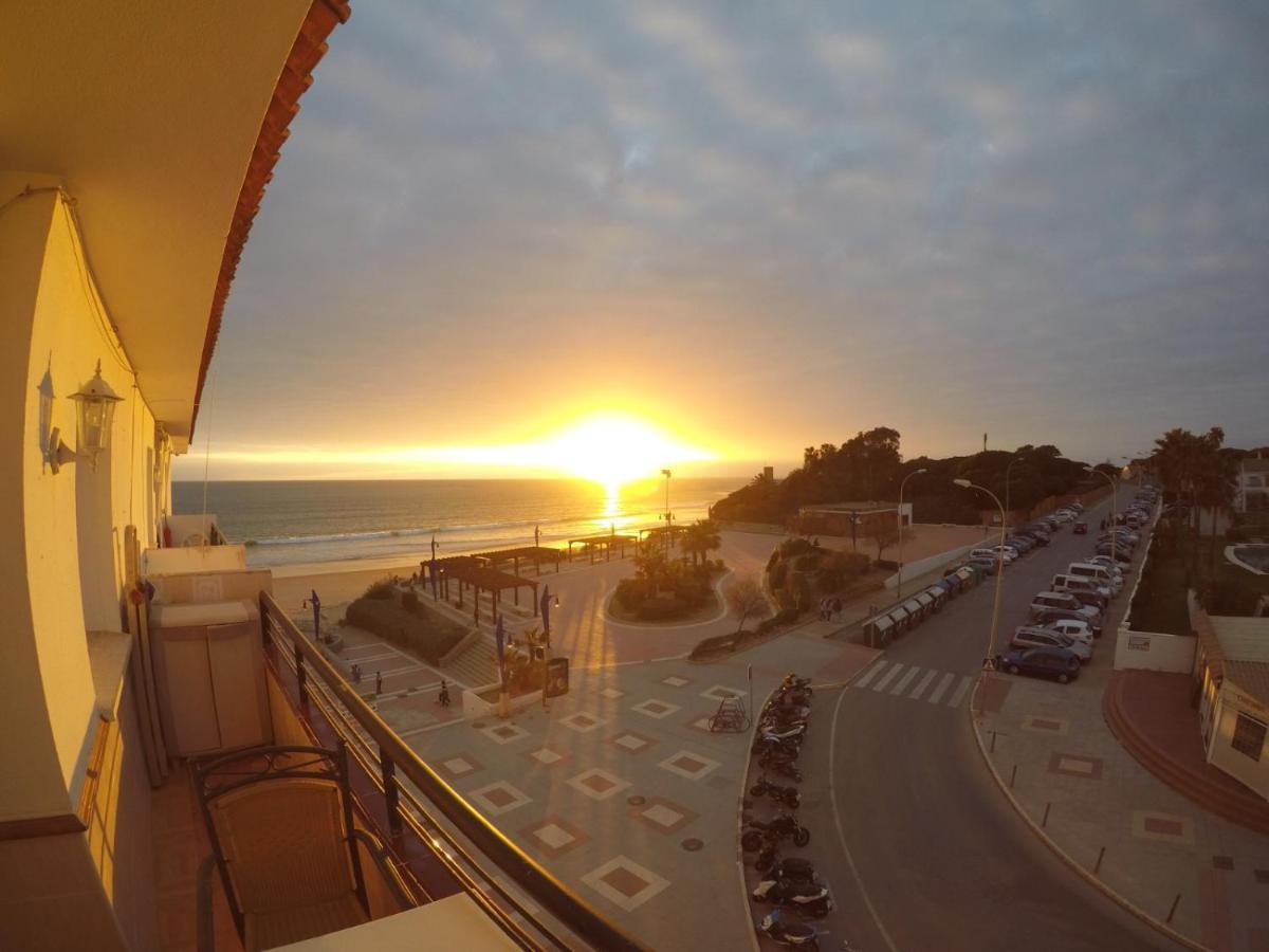 Apartamento Playa La Barrosa Chiclana de la Frontera Luaran gambar